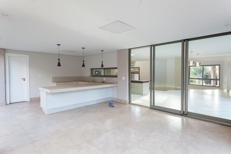 Casa de condomínio para alugar com 450m², 5 quartos e 4 vagasChurrasqueira