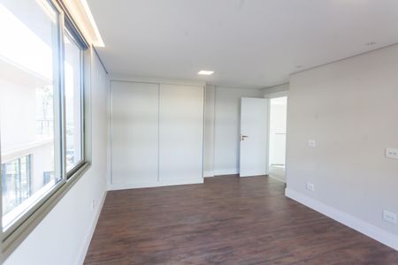 Casa de condomínio para alugar com 450m², 5 quartos e 4 vagasquarto 1