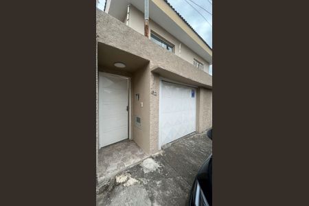 Casa para alugar com 86m², 2 quartos e 1 vaga Casa para alugar com 86m², 2 quartos e 1 vagaFachada