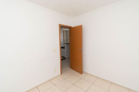 Quarto 1 de apartamento para alugar com 2 quartos, 44m² em Califórnia, Contagem
