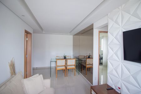Sala de apartamento à venda com 2 quartos, 60m² em Alvorada, Contagem