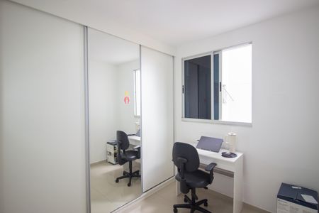 Quarto 2 de apartamento à venda com 2 quartos, 60m² em Alvorada, Contagem