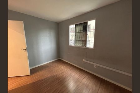 Quarto 1 de apartamento para alugar com 2 quartos, 40m² em Cascadura, Rio de Janeiro