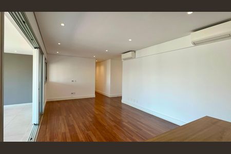 Sala de apartamento para alugar com 2 quartos, 120m² em Pinheiros, São Paulo