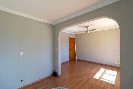 Apartamento à venda com 68m², 2 quartos e 1 vagaSalas
