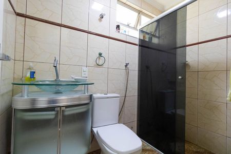 Apartamento à venda com 68m², 2 quartos e 1 vagaBanheiro