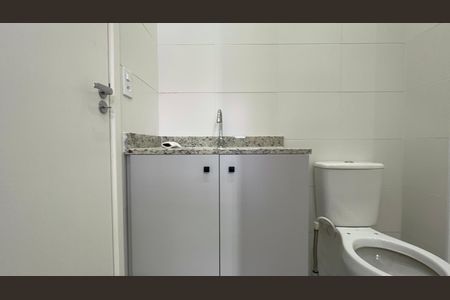 Apartamento para alugar com 42m², 2 quartos e sem vaga Apartamento para alugar com 42m², 2 quartos e sem vagaBanheiro da Suíte