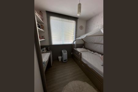 Casa à venda com 200m², 4 quartos e 3 vagasQuarto