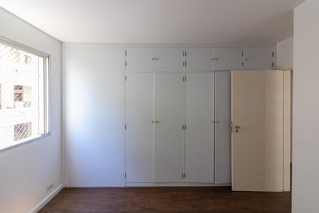 Apartamento para alugar com 116m², 3 quartos e 2 vagasQuarto 2