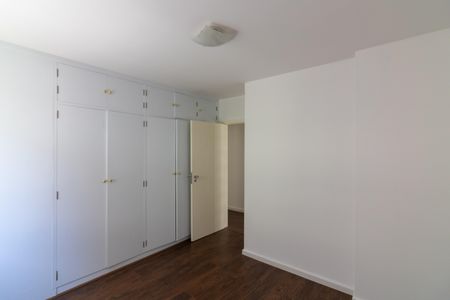 Apartamento para alugar com 116m², 3 quartos e 2 vagasQuarto 2