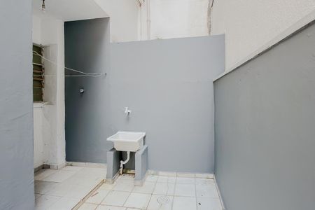 Apartamento à venda com 90m², 2 quartos e sem vaga Apartamento à venda com 90m², 2 quartos e sem vagaÁrea de Serviço