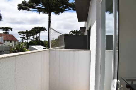 Casa de condomínio para alugar com 179m², 4 quartos e 2 vagasSacada do Escritório