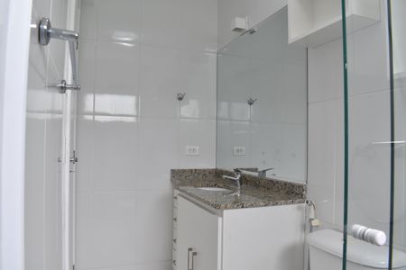 Casa de condomínio para alugar com 179m², 4 quartos e 2 vagasBanheiro Social