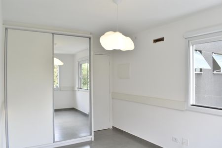 Casa de condomínio para alugar com 179m², 4 quartos e 2 vagasQuarto 1