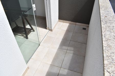 Casa de condomínio para alugar com 179m², 4 quartos e 2 vagasSacada do Escritório