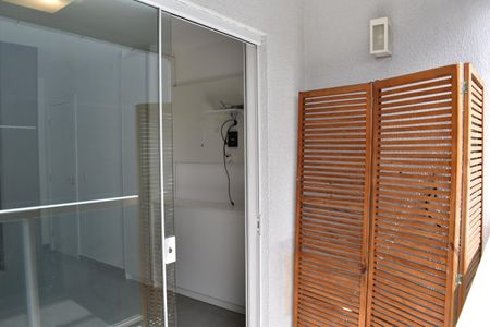 Casa de condomínio para alugar com 179m², 4 quartos e 2 vagasSacada da Suíte 2