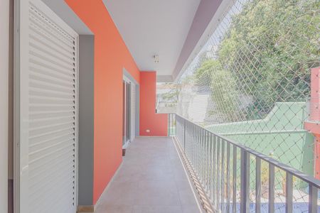 Casa à venda com 446m², 4 quartos e 6 vagasVaranda da Suíte 3