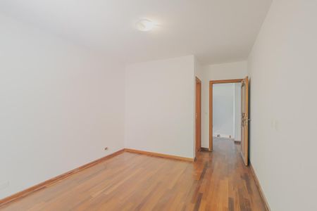 Casa à venda com 446m², 4 quartos e 6 vagasSuíte 3