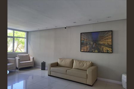 Apartamento para alugar com 65m², 2 quartos e 1 vaga Apartamento para alugar com 65m², 2 quartos e 1 vagaHall de Entrada