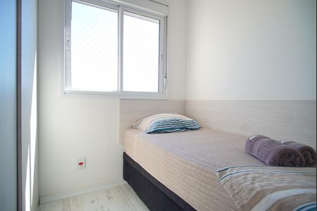 Quarto de apartamento para alugar com 2 quartos, 65m² em Farrapos, Porto Alegre