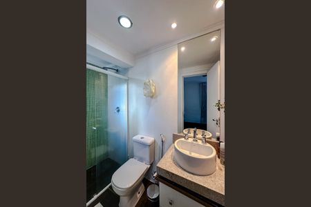 Apartamento à venda com 71m², 3 quartos e 2 vagas Apartamento à venda com 71m², 3 quartos e 2 vagasBanheiro da Suíte