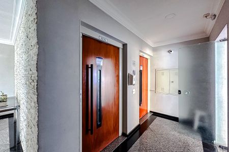 Apartamento à venda com 71m², 3 quartos e 2 vagas Apartamento à venda com 71m², 3 quartos e 2 vagasÁrea comum
