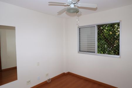 Apartamento à venda com 112m², 3 quartos e 2 vagasQuarto