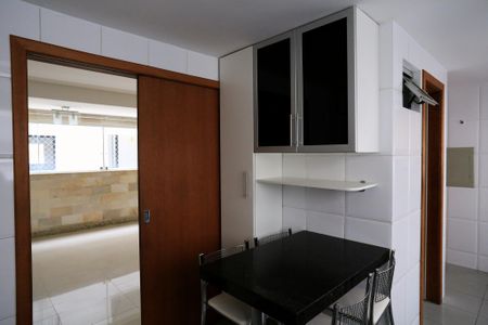 Apartamento à venda com 112m², 3 quartos e 2 vagasCozinha