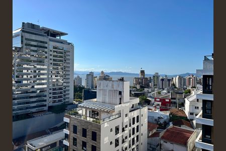 Apartamento para alugar com 74m², 1 quarto e 2 vagasVista Área comum - Piscina