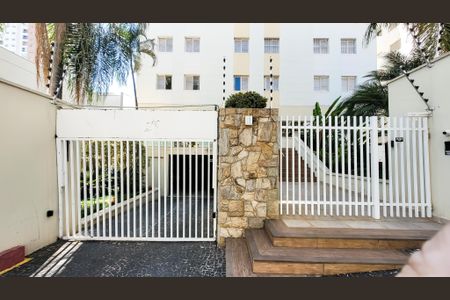 Apartamento à venda com 98m², 3 quartos e 1 vagaFachada