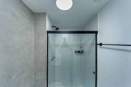 Banheiro de apartamento para alugar com 2 quartos, 73m² em Vila Independencia, São Paulo