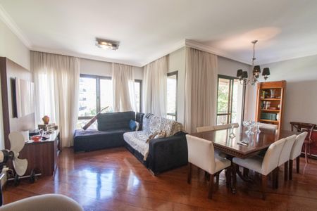 Apartamento para alugar com 147m², 3 quartos e 2 vagasSala