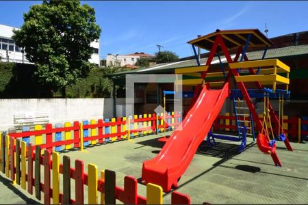 Apartamento à venda com 98m², 3 quartos e 1 vaga Apartamento à venda com 98m², 3 quartos e 1 vagaÁrea comum - Playground