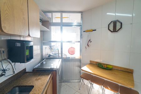 Apartamento à venda com 98m², 3 quartos e 1 vaga Apartamento à venda com 98m², 3 quartos e 1 vagaCozinha