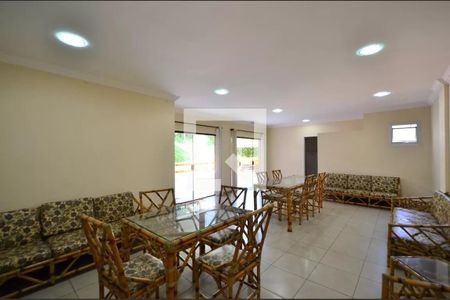 Apartamento à venda com 98m², 3 quartos e 1 vaga Apartamento à venda com 98m², 3 quartos e 1 vagaÁrea comum - Salão de festas