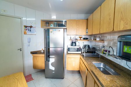 Apartamento à venda com 98m², 3 quartos e 1 vaga Apartamento à venda com 98m², 3 quartos e 1 vagaCozinha