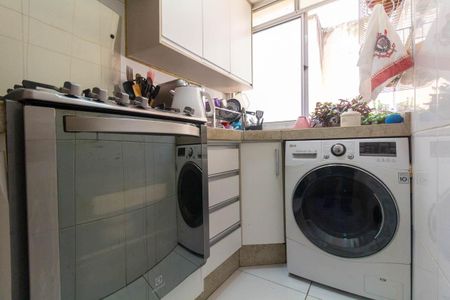 Apartamento à venda com 53m², 3 quartos e sem vagaCozinha e Área de Serviço