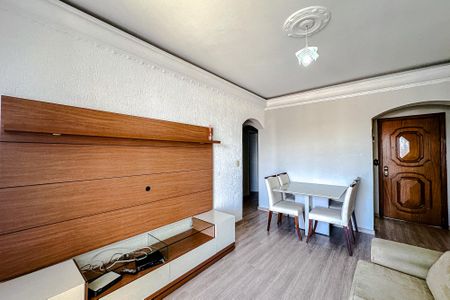Apartamento à venda com 70m², 2 quartos e 1 vagaSala