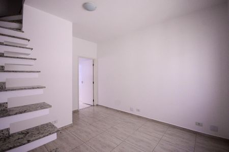 Sala de casa de condomínio à venda com 2 quartos, 55m² em Sacomã, São Paulo