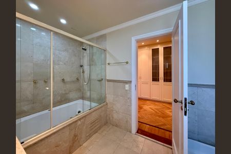 Apartamento para alugar com 387m², 4 quartos e 5 vagasBanheiro 1 Suíte 4