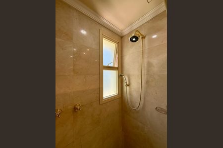 Apartamento para alugar com 387m², 4 quartos e 5 vagasBanheiro Suíte 2