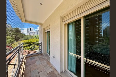 Apartamento para alugar com 387m², 4 quartos e 5 vagasSacada Suíte 3 e 4