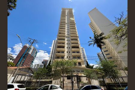 Apartamento para alugar com 387m², 4 quartos e 5 vagasFachada