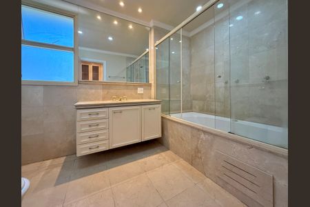 Apartamento para alugar com 387m², 4 quartos e 5 vagasBanheiro 1 Suíte 4