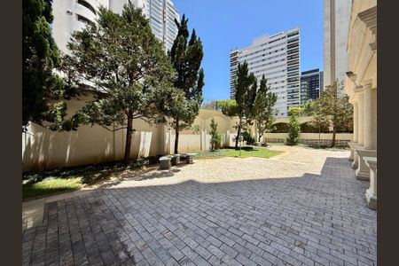 Apartamento para alugar com 387m², 4 quartos e 5 vagasÁrea comum