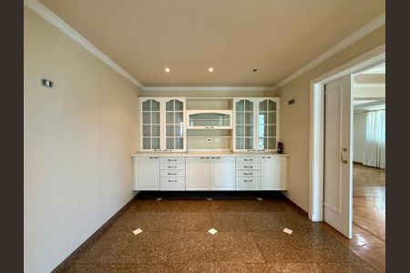 Apartamento para alugar com 387m², 4 quartos e 5 vagasCopa