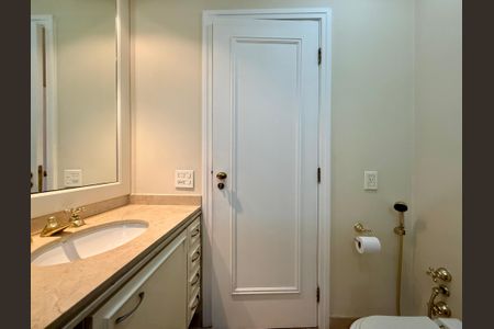 Apartamento para alugar com 387m², 4 quartos e 5 vagasBanheiro Suíte 1