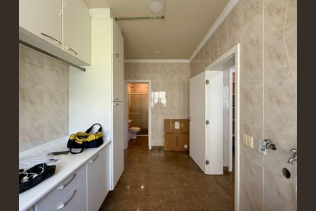 Apartamento para alugar com 387m², 4 quartos e 5 vagasÁrea de Serviço