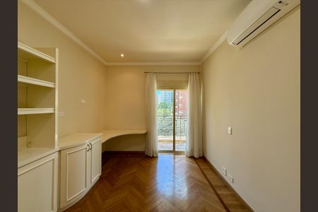 Apartamento para alugar com 387m², 4 quartos e 5 vagasSuíte 3
