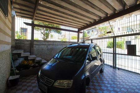 Casa à venda com 130m², 2 quartos e 2 vagas Casa à venda com 130m², 2 quartos e 2 vagasGaragem